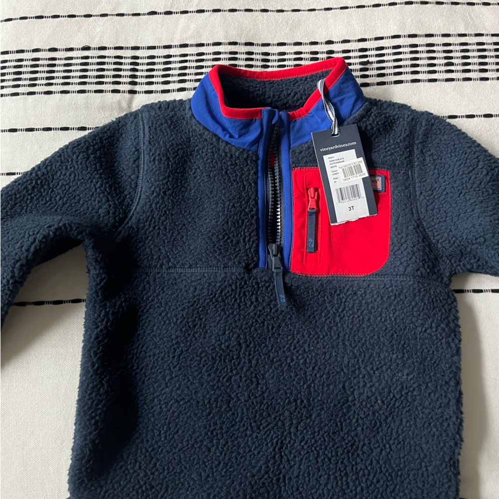 Brand new Vineyard Vines Fleece Pullover